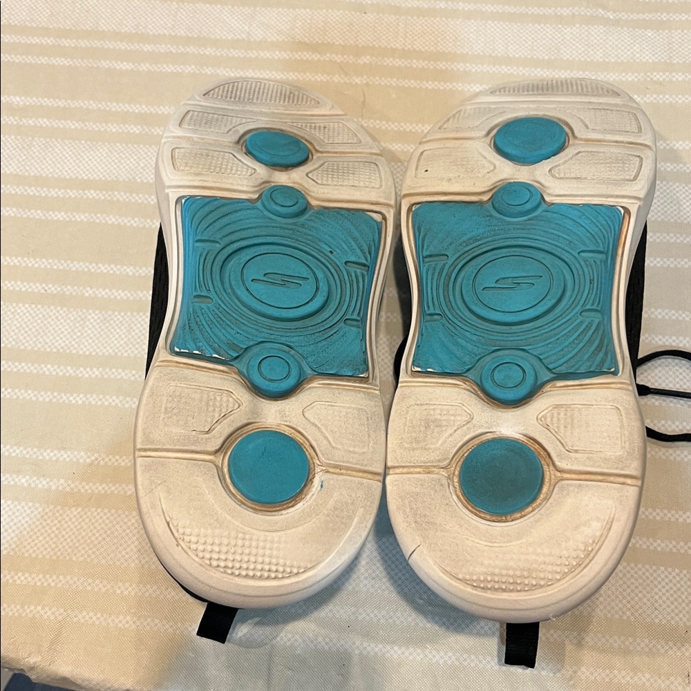 Skechers Go Walk ArchFit Sneakers size 9.5 women’s - Picture 10 of 11